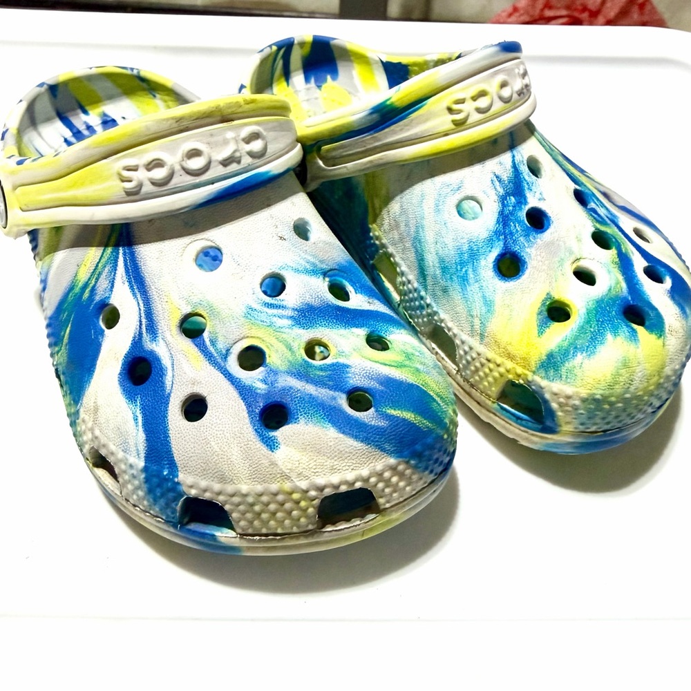 CROCS Marbled Tie Dye Blue and Yellow